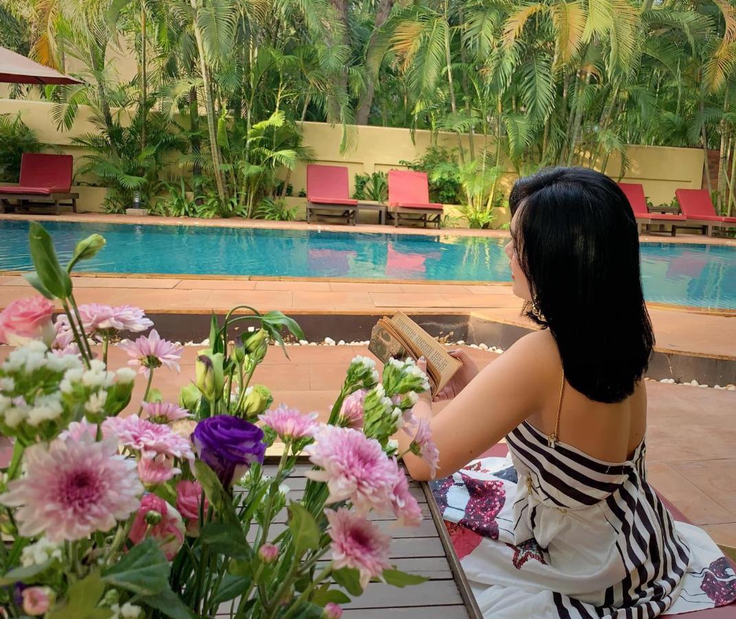 Marirath Boutique Hotel เสียมราฐ ภายนอก รูปภาพ