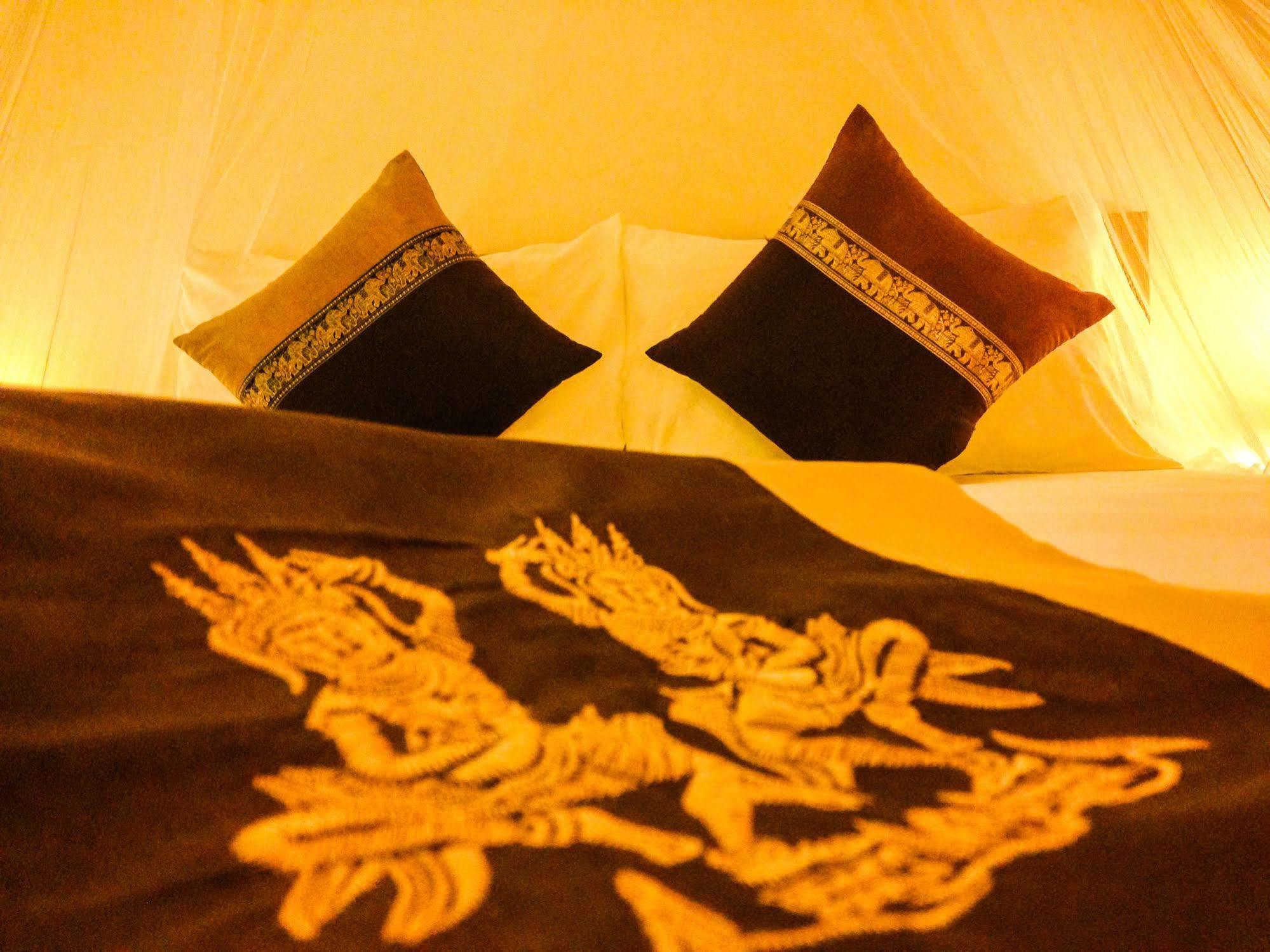 Marirath Boutique Hotel เสียมราฐ ภายนอก รูปภาพ
