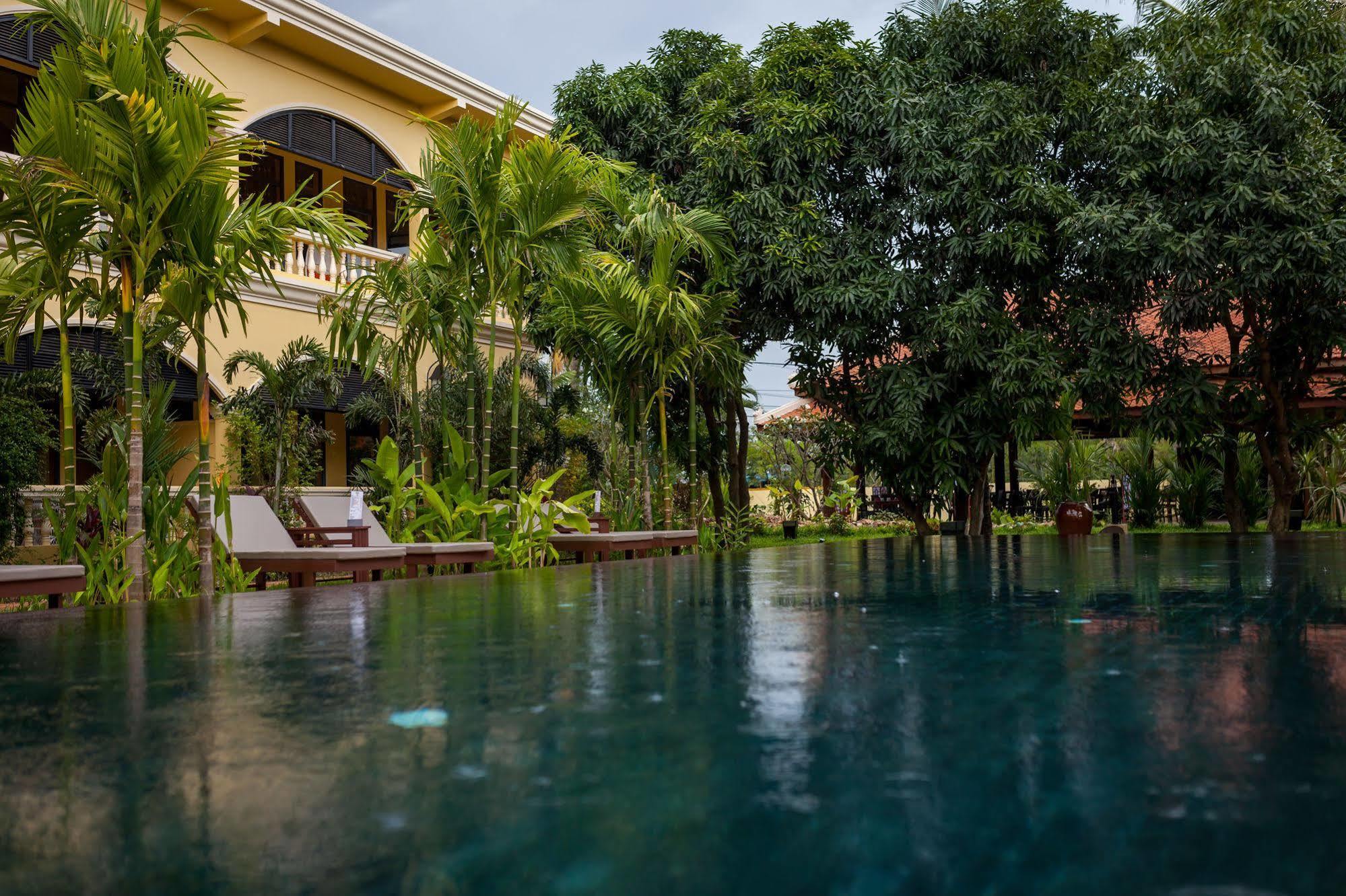 Marirath Boutique Hotel เสียมราฐ ภายนอก รูปภาพ